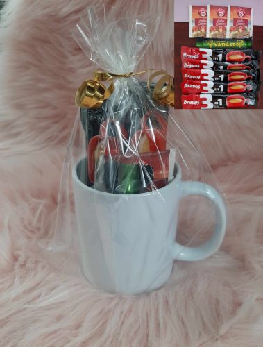 BEST MOM EVER AJÁNDÉK ANYÁK NAPI BÖGRE